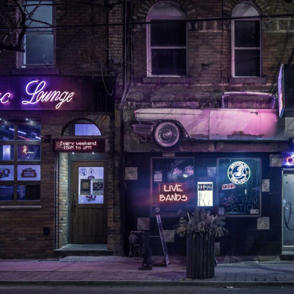 Sieben Nächte lang in Amsterdam im Stil von Paveier - Playback Cover Art