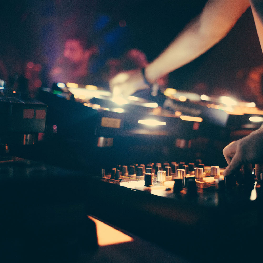 One In A Million [Remix] im Stil von Bosson - Midifile Cover Art